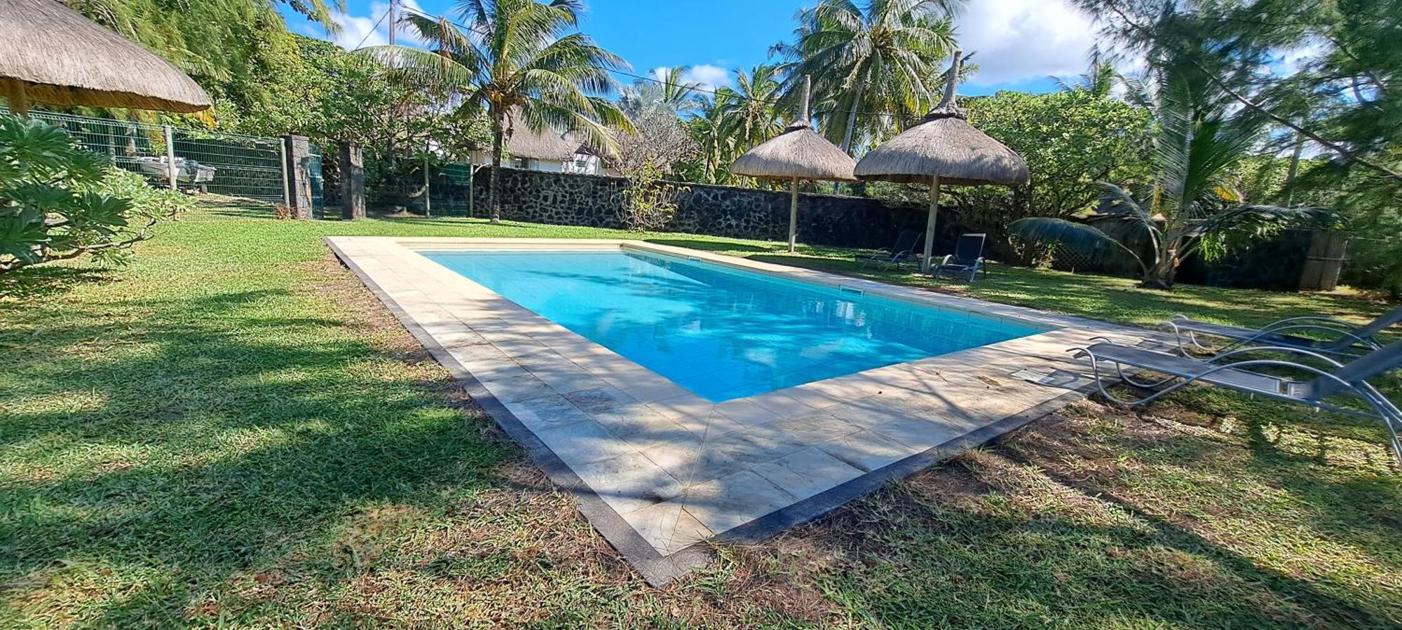Clair De Lune - Private 2 Bedrooms Beachfront Villa Trou d'Eau Douce Exteriör bild